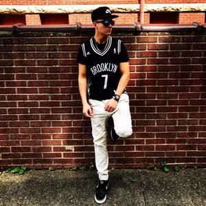 Meet your Posher, Sam